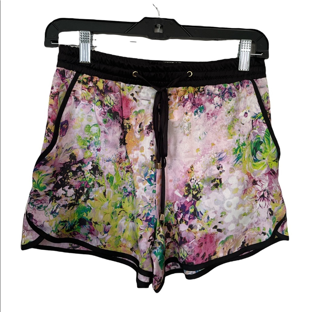 Love & Love Short Size Small Black Floral Print